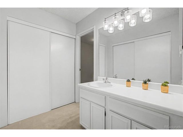 13691 E Marina Dr 216-507, Aurora, CO 80014