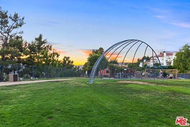 1618 Michael Lane, Los Angeles, CA 90272