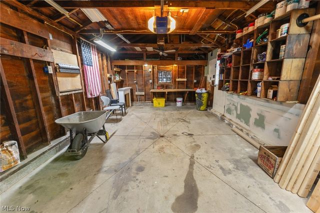 252 Parkgate Avenue, Austintown, OH 44515