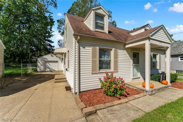 252 Parkgate Avenue, Austintown, OH 44515