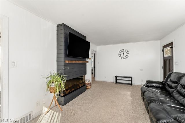 252 Parkgate Avenue, Austintown, OH 44515