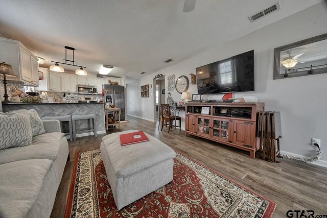 3852 W FM 16, Tyler, TX 75706