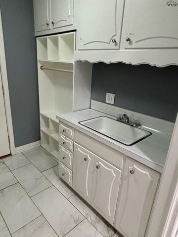 2627 BRETTON ROAD, Wichita Falls, TX 76308