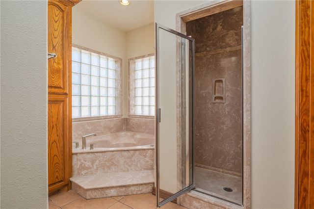 738 County Road 137 St, Alice, TX 78332