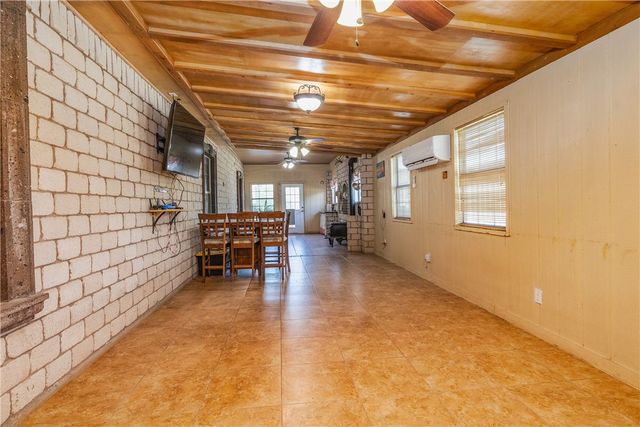 738 County Road 137 St, Alice, TX 78332