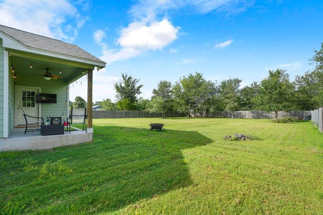125 Naalehu CT, Bastrop, TX 78602