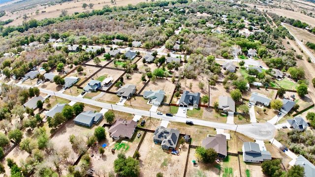 125 Naalehu CT, Bastrop, TX 78602