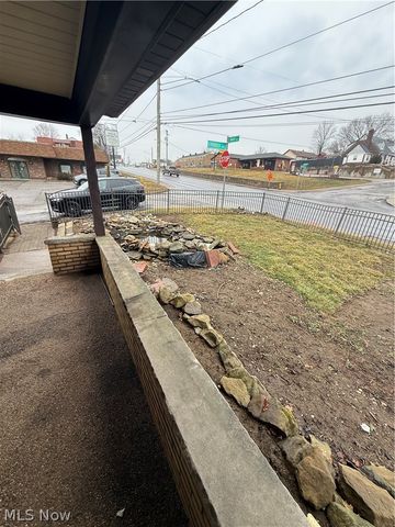 2420 Sunset Boulevard, Steubenville, OH 43952