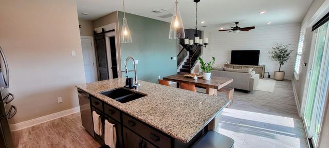 165 Kulmbacher DR, Austin, TX 78728