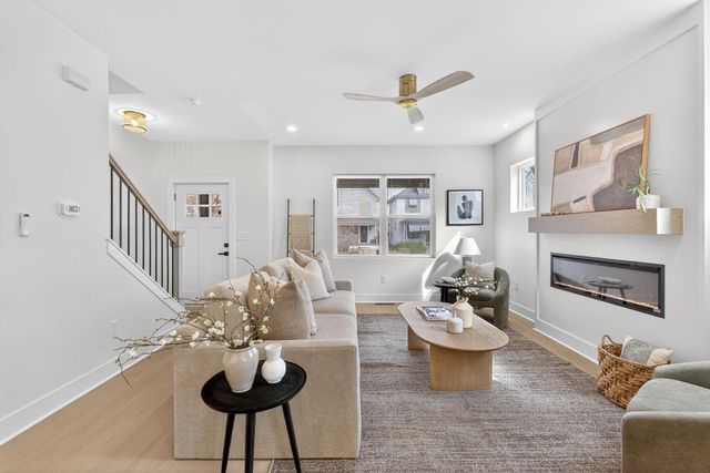 957 Linwood Avenue, Columbus, OH 43206