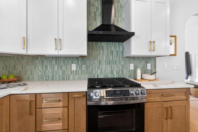 957 Linwood Avenue, Columbus, OH 43206