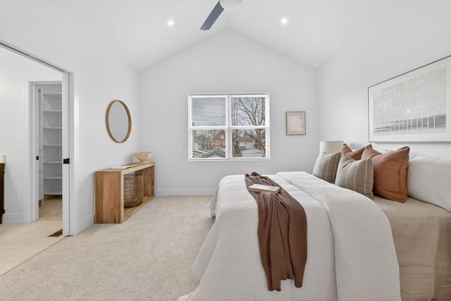 957 Linwood Avenue, Columbus, OH 43206