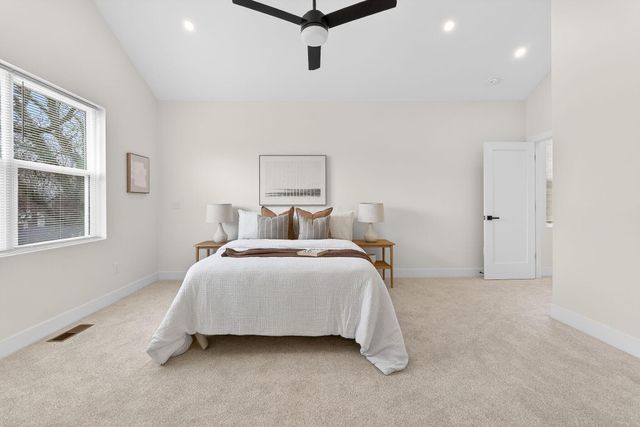 957 Linwood Avenue, Columbus, OH 43206