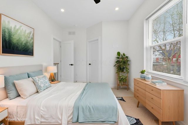 957 Linwood Avenue, Columbus, OH 43206