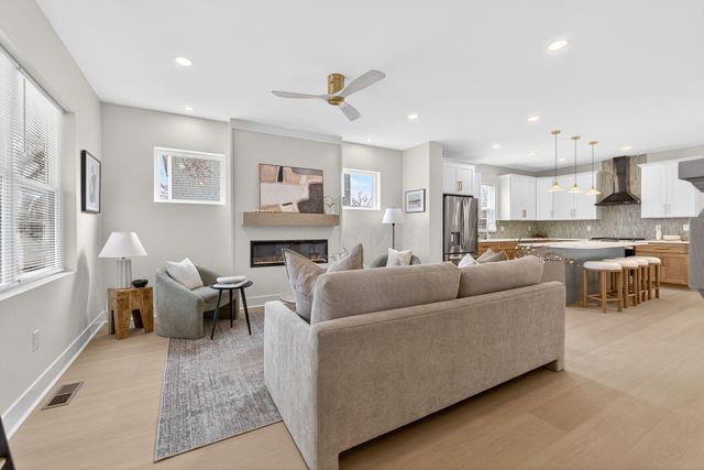 957 Linwood Avenue, Columbus, OH 43206