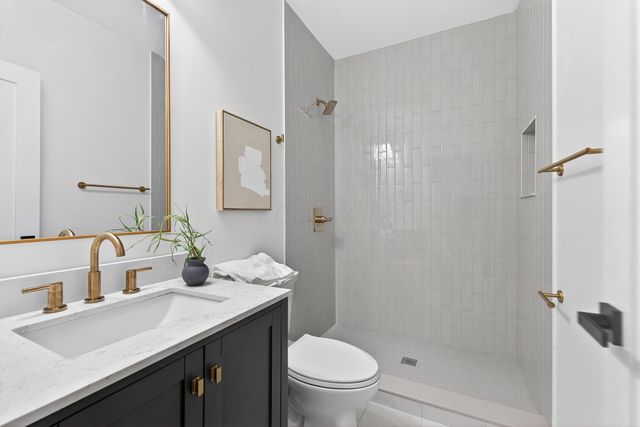 957 Linwood Avenue, Columbus, OH 43206