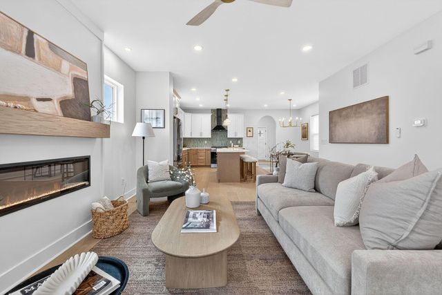 957 Linwood Avenue, Columbus, OH 43206