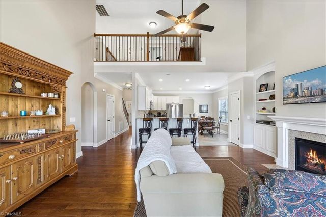 37 Wexford Circle, Thomasville, NC 27360