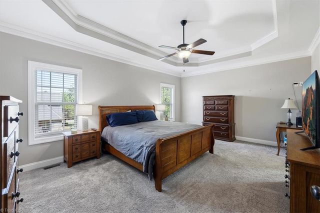 37 Wexford Circle, Thomasville, NC 27360