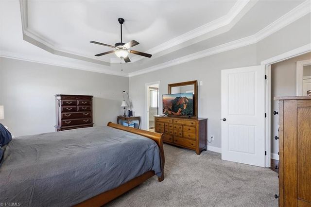 37 Wexford Circle, Thomasville, NC 27360