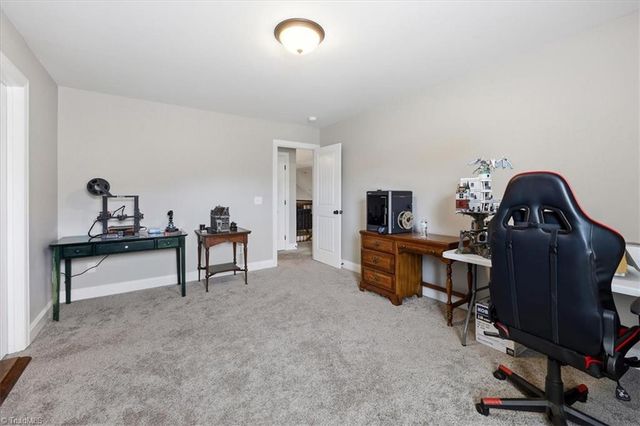 37 Wexford Circle, Thomasville, NC 27360