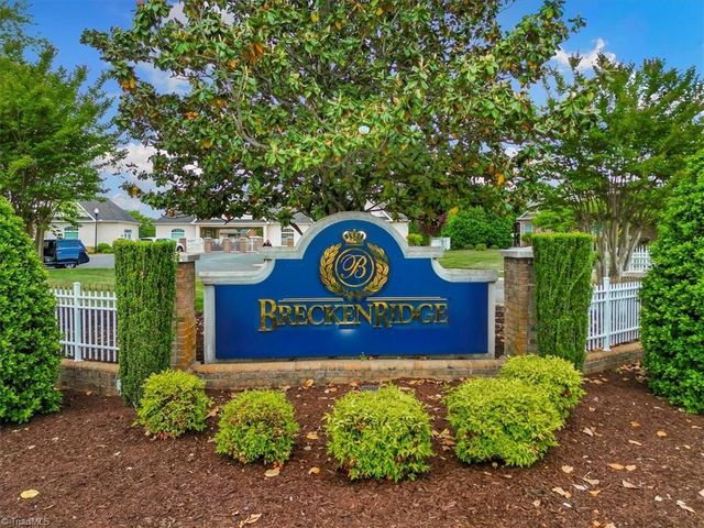 37 Wexford Circle, Thomasville, NC 27360