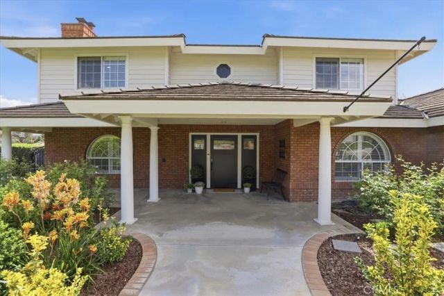 1956 Middle Creek, Riverside, CA 92506