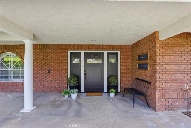 1956 Middle Creek, Riverside, CA 92506