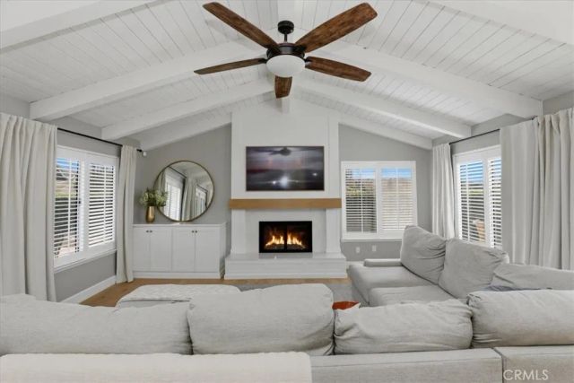 1956 Middle Creek, Riverside, CA 92506