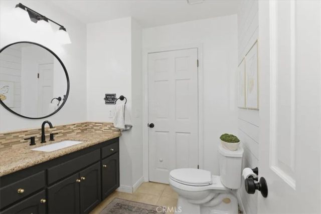 1956 Middle Creek, Riverside, CA 92506