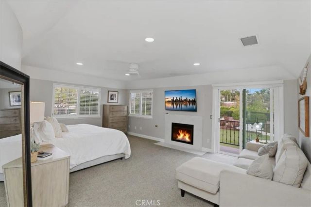 1956 Middle Creek, Riverside, CA 92506