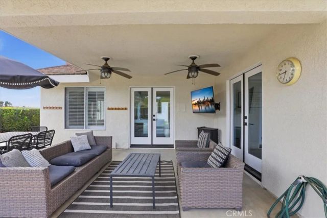 1956 Middle Creek, Riverside, CA 92506