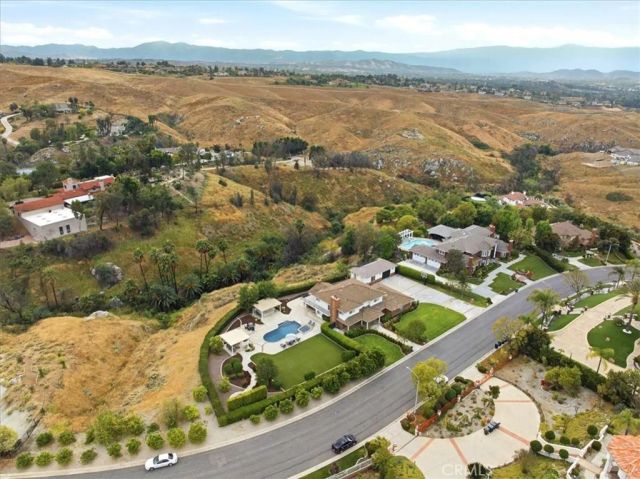 1956 Middle Creek, Riverside, CA 92506