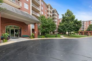 8300 Callie Avenue 601, Morton Grove, IL 60053