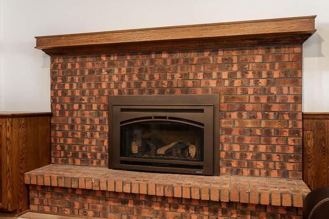 1913 Black Bridge Road, Janesville, WI 53545