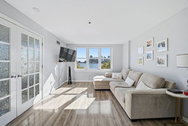 113 Sumner St 42, Boston, MA 02128