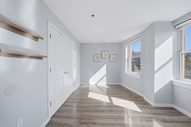 113 Sumner St 42, Boston, MA 02128