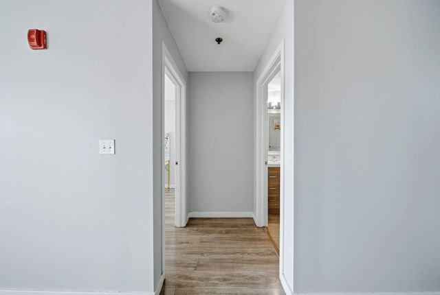 113 Sumner St 42, Boston, MA 02128