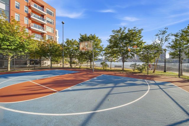 113 Sumner St 42, Boston, MA 02128