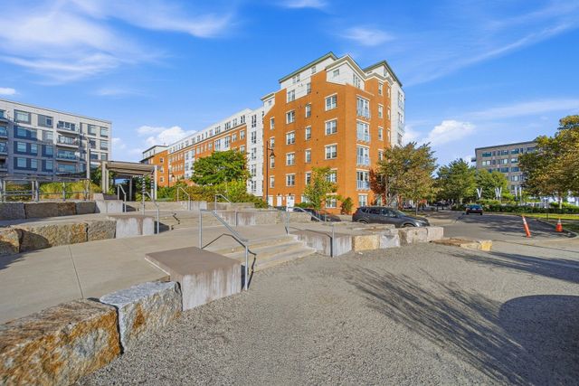 113 Sumner St 42, Boston, MA 02128