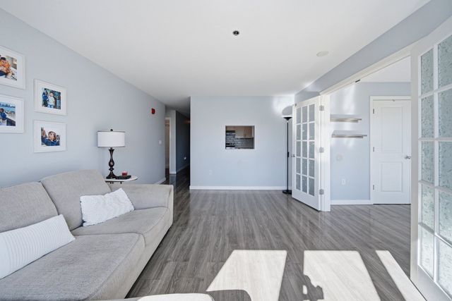 113 Sumner St 42, Boston, MA 02128