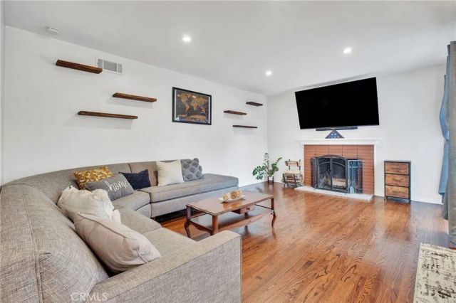 2410 W 180th Street, Torrance, CA 90504
