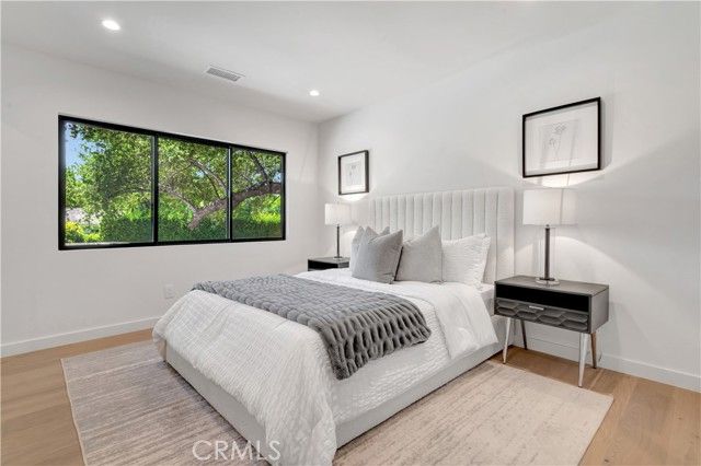 4830 Hasekian Drive, Tarzana (los Angeles), CA 91356