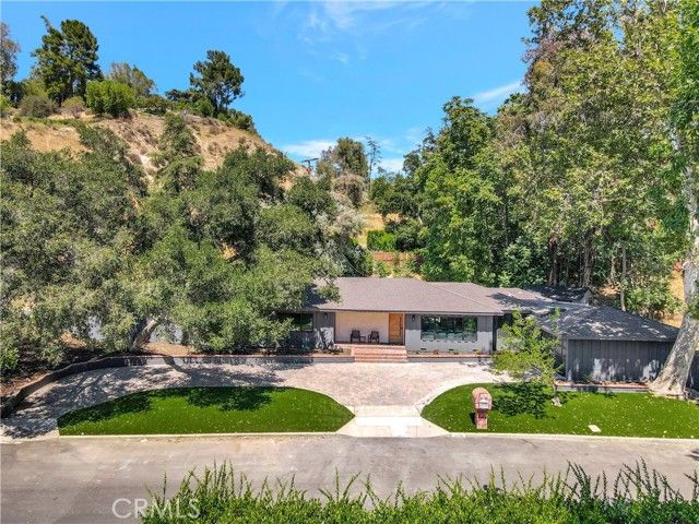 4830 Hasekian Drive, Tarzana (los Angeles), CA 91356