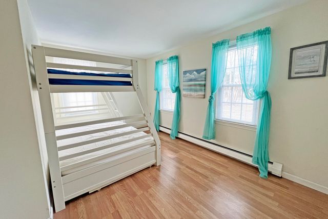 24 Union Street, Yarmouth Port, MA 02675