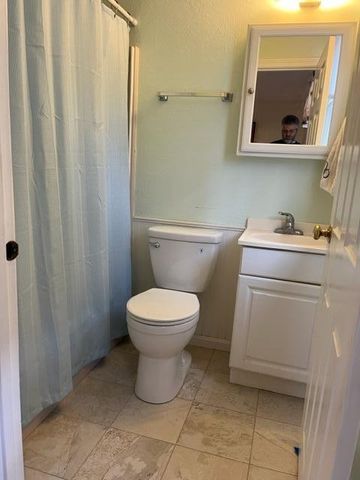 24 Union Street, Yarmouth Port, MA 02675