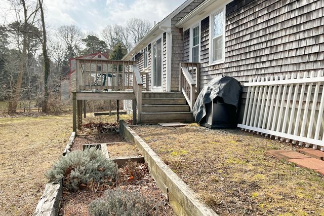 24 Union Street, Yarmouth Port, MA 02675
