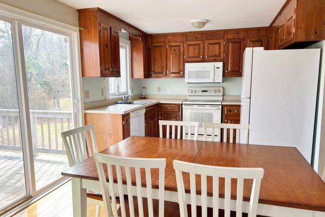 24 Union Street, Yarmouth Port, MA 02675