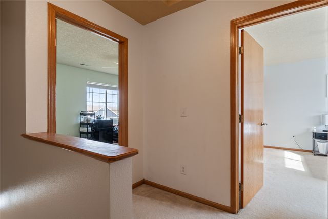 2459 E Porter Avenue, Des Moines, IA 50320