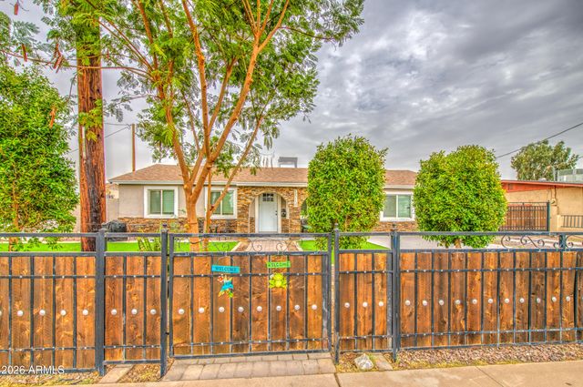 1514 E SHERIDAN Street, Phoenix, AZ 85006